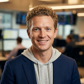 Ryan Brooks, leitender Handelsanalyst bei Fest Mehrhaltung